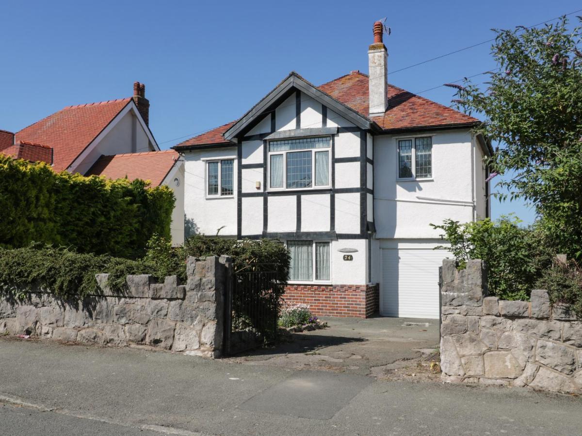 Burwood Villa Colwyn Bay Exterior photo