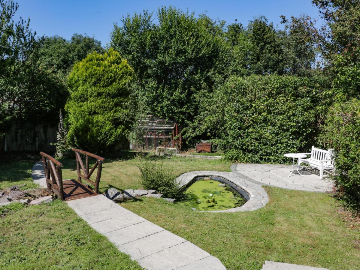 Burwood Villa Colwyn Bay Exterior photo