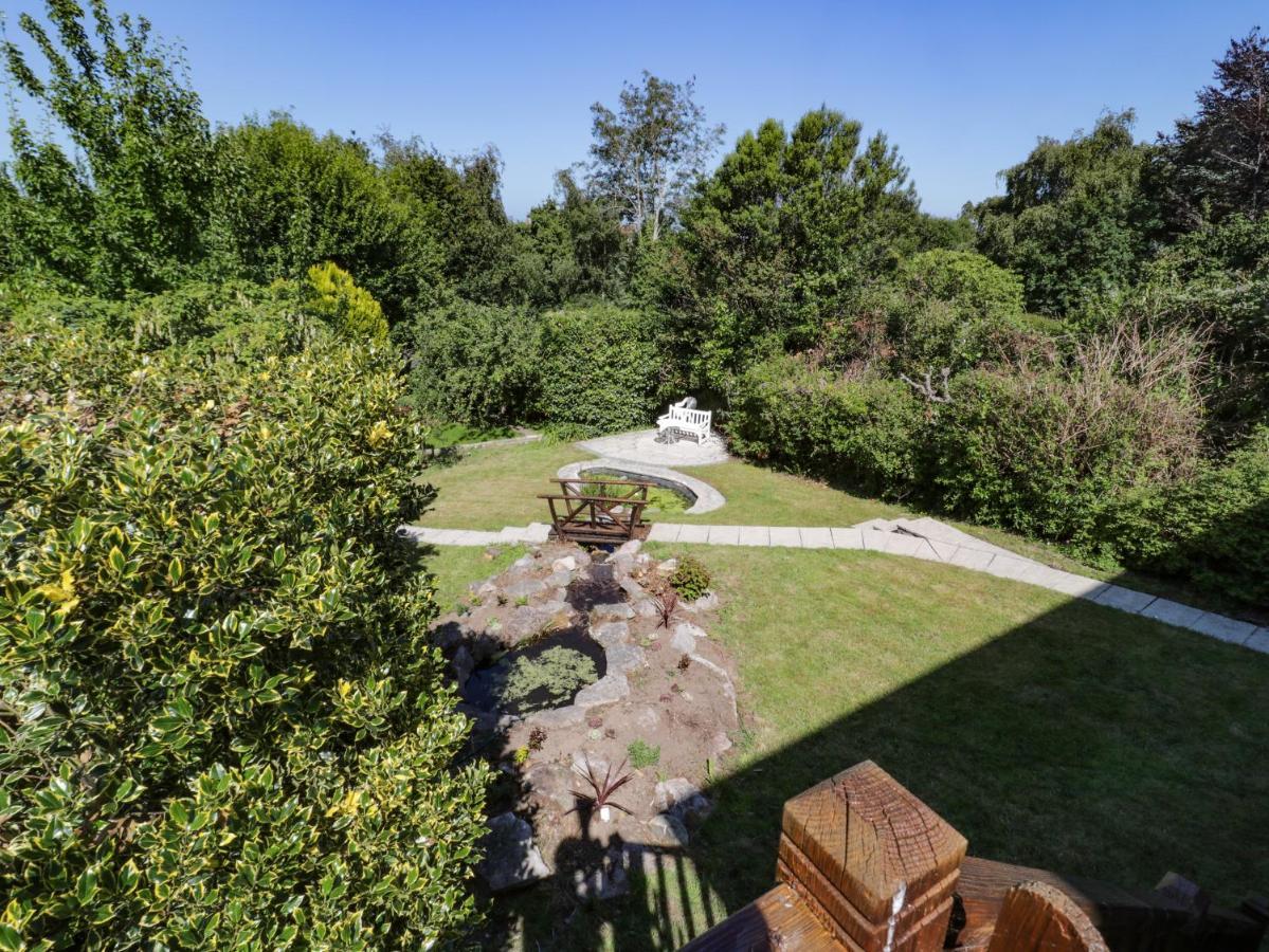 Burwood Villa Colwyn Bay Exterior photo